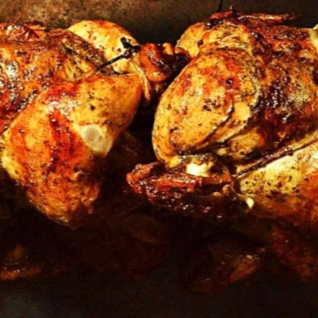 OIPTION 3-Six Whole Chickens 6 holiday sides, our original sauces, and 1 Apple Pie  (Copy).