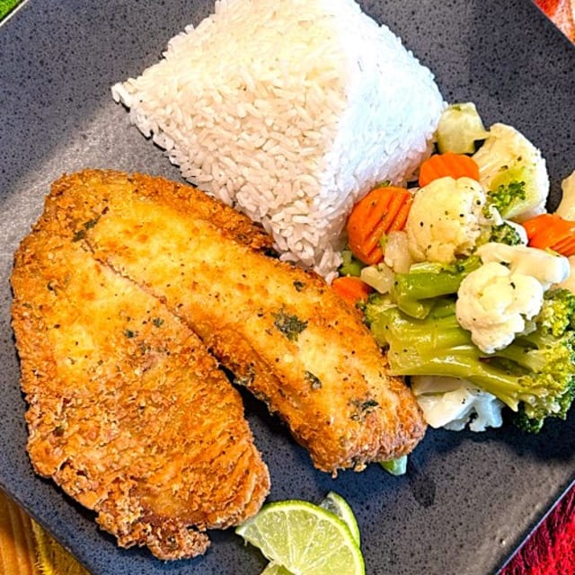 Pescado a la Sarten--Fried Fish.