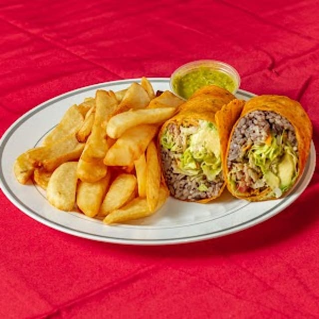 Pipilinka Chicken Wrap.