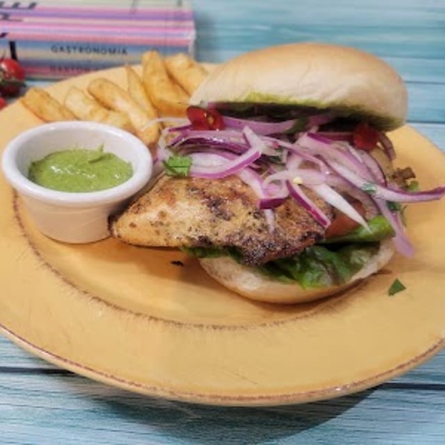Pipilinka Chicken Sandwich.