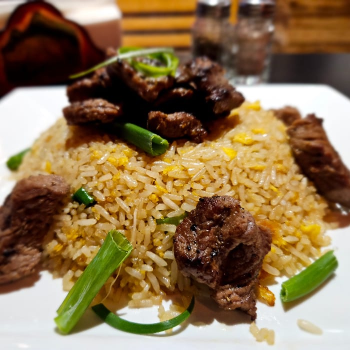 Steak Fried Rice (Lomo).